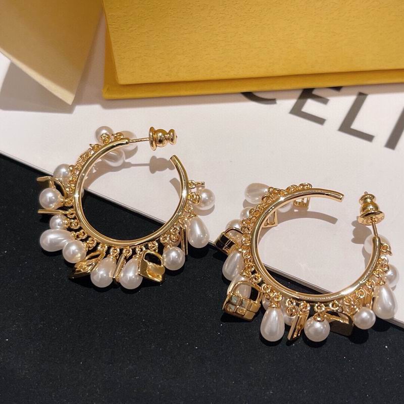 Fendi earring 10lyr15